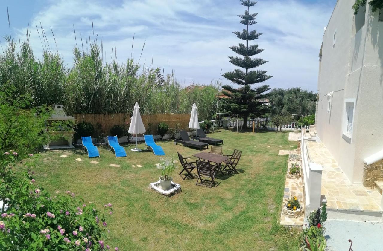 Makis Apartments Arillas  Eksteriør billede